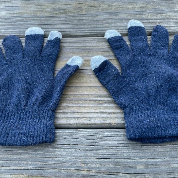 Women Gloves With Touch Screen Friendly Thumb and finger Warm Winter Blue Gloves - Picture 7 of 9